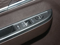 2023款 2.0L CNG长轴豪华营运版 9座