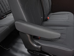 2023款 1.6L 標(biāo)軸豪華營運(yùn)版 7座