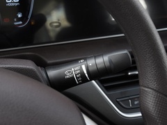 2023款 1.6L 標(biāo)軸豪華營運(yùn)版 7座