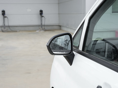 2023款 1.6L 长轴豪华营运版 7座