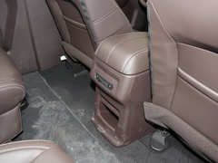 2023款 1.6L 长轴豪华营运版 7座