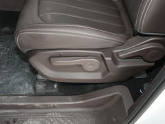 2023款 1.6L 长轴豪华营运版 7座