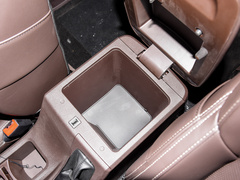 2023款 2.0L 长轴豪华营运版 9座