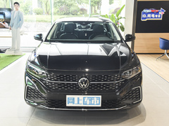 2023款 改款 330TSI 星空尊贵版