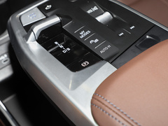 2023款 xDrive30L M运动套装