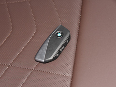 2023款 xDrive30L M运动套装