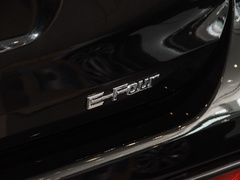 2023款 2.5L HEV四驱豪华版