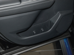2023款 2.5L HEV四驱豪华版