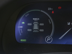 2023款 2.5L HEV四驱尊贵版