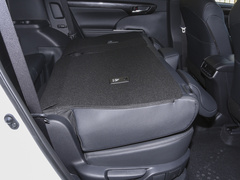 2023款 2.5L HEV四驱尊贵版