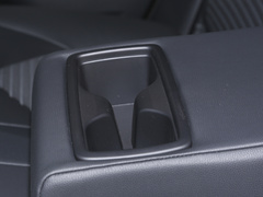 2023款 2.5L HEV四驱尊贵版