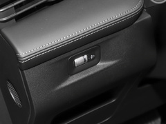 2023款 博越COOL 1.5TD 智联型
