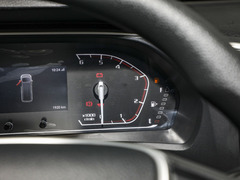 2023款 2.0T PLUS 手动商旅版短轴中顶9座