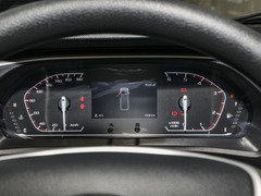 2023款 2.0T PLUS 手动商旅版短轴中顶9座