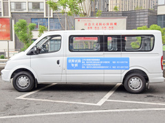 2023款 2.0T 手动经典傲运通长轴超低顶6/7/8/9座
