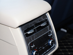 2023款 3.0T 运动版 登峰型 7座