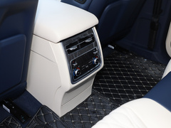 2023款 3.0T 运动版 登峰型 7座