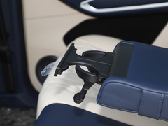 2023款 3.0T 运动版 登峰型 7座