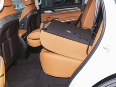 2023款 3.0T 运动版 造境型 5座