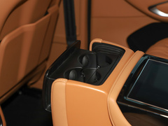 2023款 3.0T 商务版 登峰型 5座