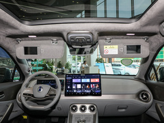 2023款  四驱超混旗舰七座版