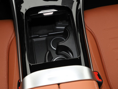 2023款 GLC 300 L 4MATIC 豪华型 7座