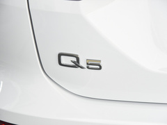 2023款 40 e-tron 闪耀型 锦衣套装