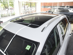 2023款 40 e-tron 闪耀型 锦衣套装