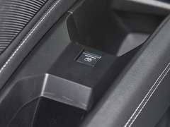 2023款 40 e-tron 闪耀型 锦衣套装