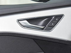 2023款 40 e-tron 闪耀型 锦衣套装