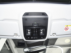 2023款 40 e-tron 闪耀型 锦衣套装