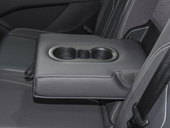 2023款 40 e-tron 闪耀型 锦衣套装