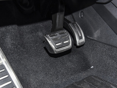 2023款 40 e-tron 闪耀型 锦衣套装