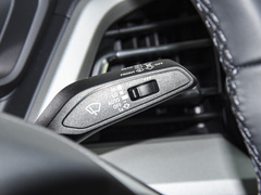 2023款 40 e-tron 闪耀型 锦衣套装