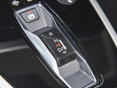 2023款 40 e-tron 闪耀型 锦衣套装