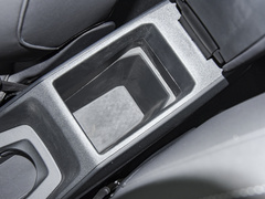 2023款 40 e-tron 闪耀型 锦衣套装