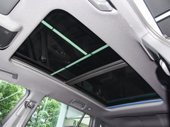 2023款 40 e-tron 闪耀型 机甲套装