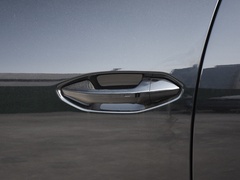 2023款 40 e-tron 星耀型 机甲套装