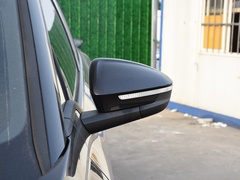 2023款 40 e-tron 星耀型 机甲套装