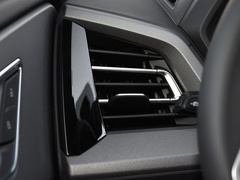 2023款 40 e-tron 星耀型 机甲套装