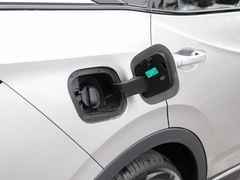 2023款 2.0T 自动豪华型