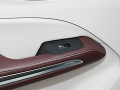 2023款 2.0T 自动豪华型