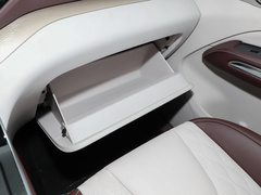 2023款 2.0T 自动豪华型