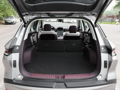 2023款 2.0T 自动豪华型