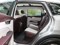 2023款 2.0T 自动豪华型