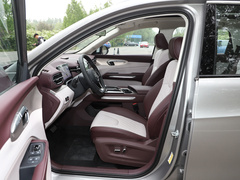 2023款 2.0T 自动豪华型