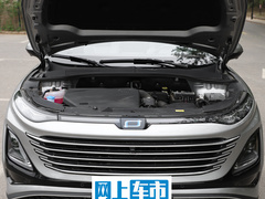 2023款 2.0T 自动豪华型