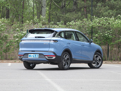 2023款 2.0T 自动豪华型