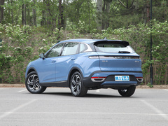2023款 2.0T 自动豪华型