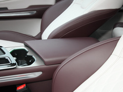 2023款 2.0T 自动豪华型